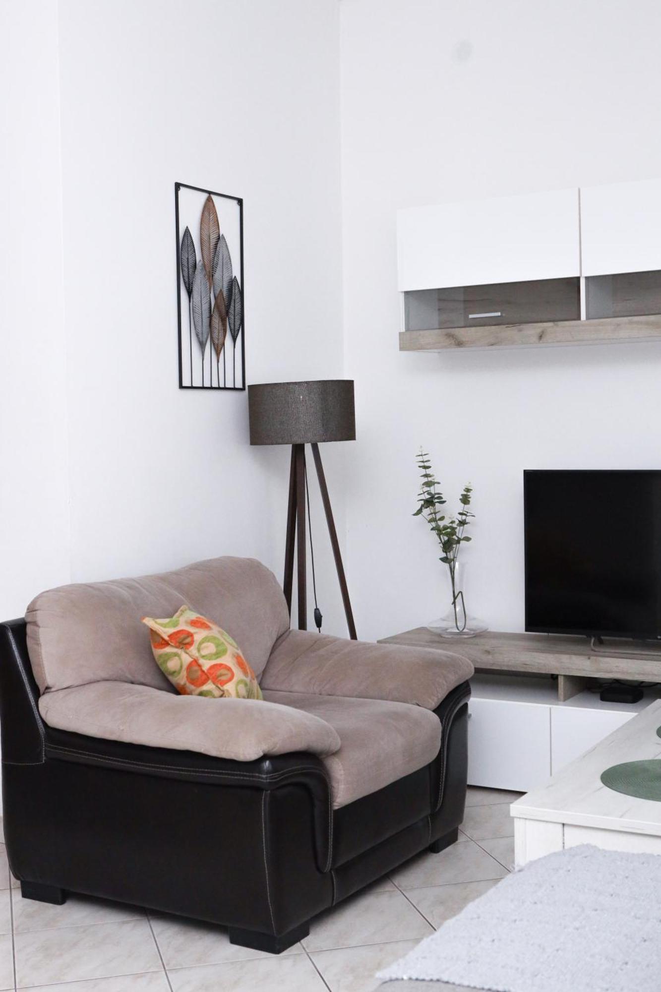 3-Bedroom Apartment With Panoramic Bay Views Cattaro Esterno foto